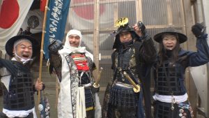 170105_武将隊初詣客もてなし3