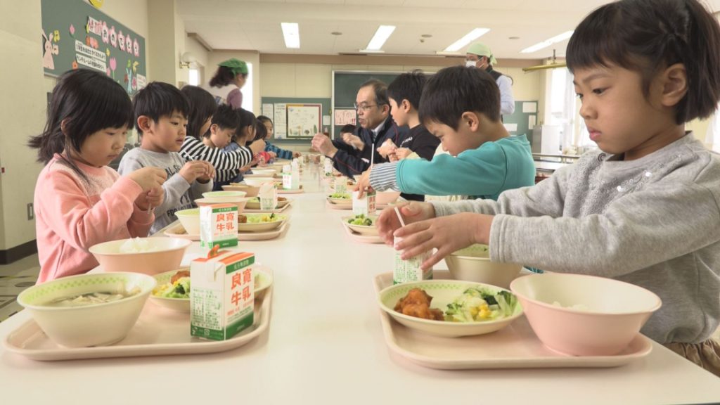 190411_1年生初めての給食