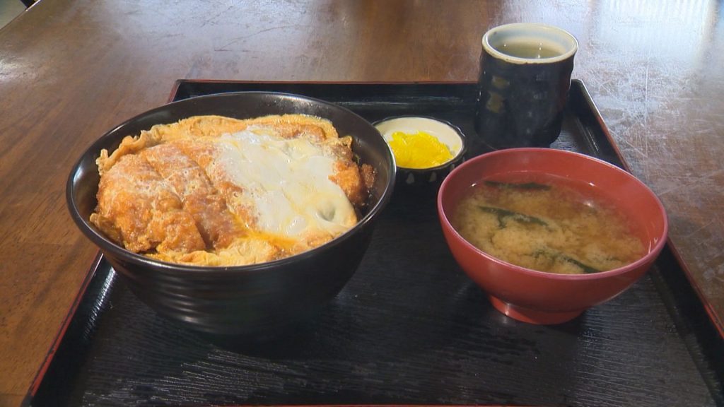 やおとくかつ丼